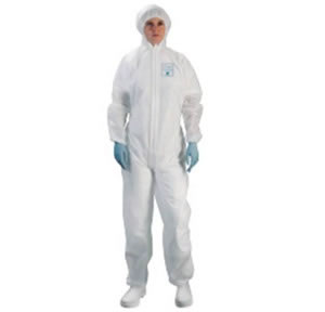 3.3proteccion_impermeable.jpg MAMELUCO IMPERMEABLE CON CAPUCHA